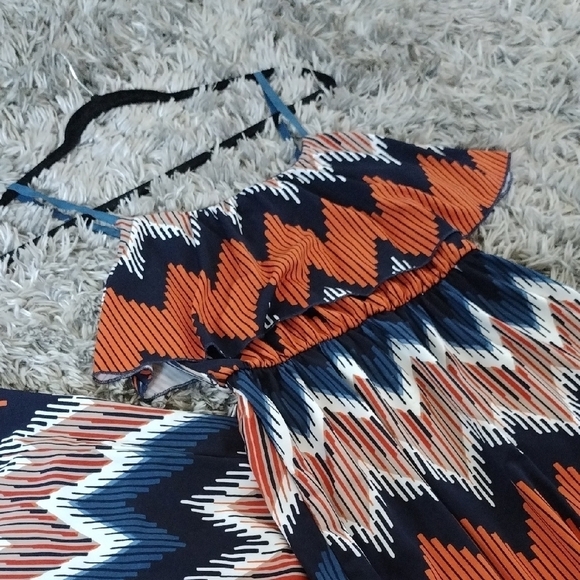 Chevron Patterned Maxi Dress - Picture 3 of 9